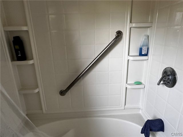 175 Edgehill Road, Syracuse, NY 13224