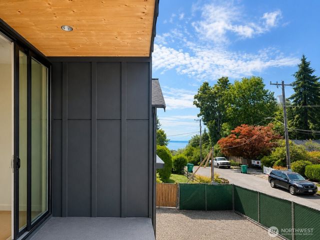 4907 SW Canada Drive, Seattle, WA 98136
