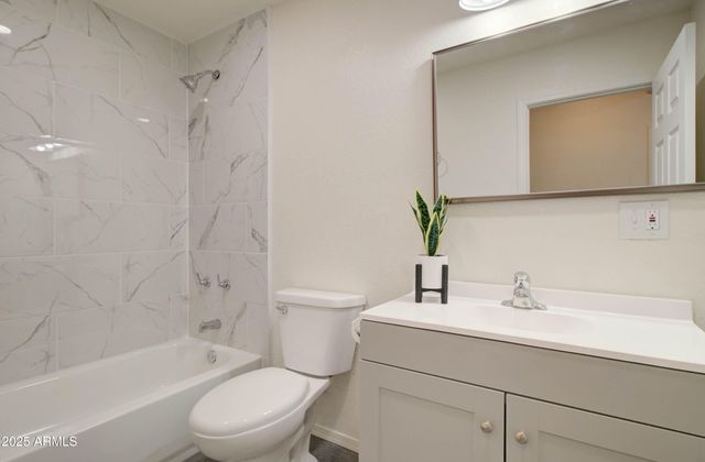 195 N NASH Avenue, Miami, AZ 85539