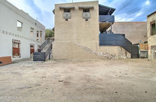 195 N NASH Avenue, Miami, AZ 85539