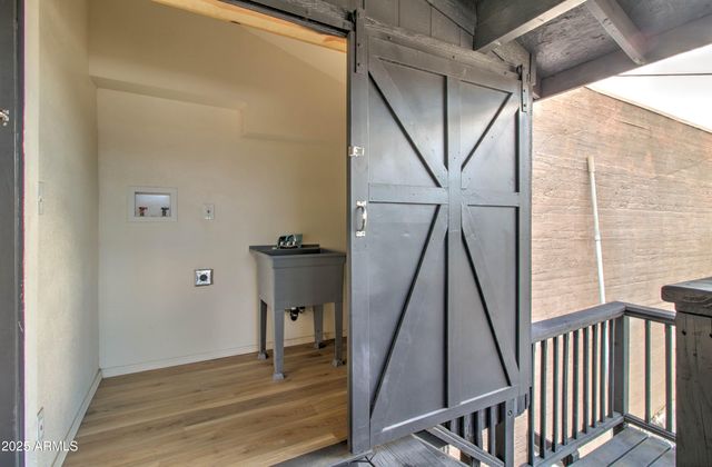 195 N NASH Avenue, Miami, AZ 85539