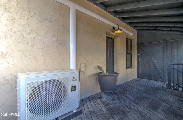 195 N NASH Avenue, Miami, AZ 85539