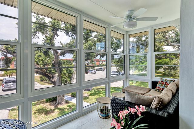 32 Pine Arbor Lane 205, Vero Beach, FL 32962