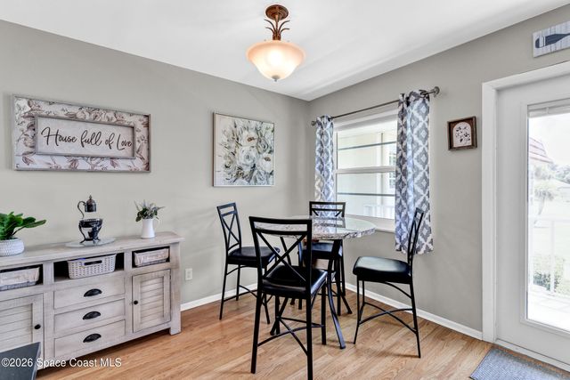 32 Pine Arbor Lane 205, Vero Beach, FL 32962