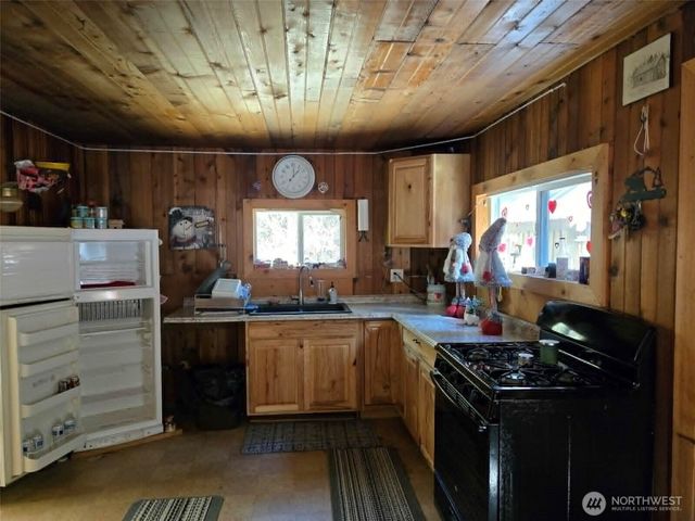 48918 Front Street, Granite Falls, WA 98252