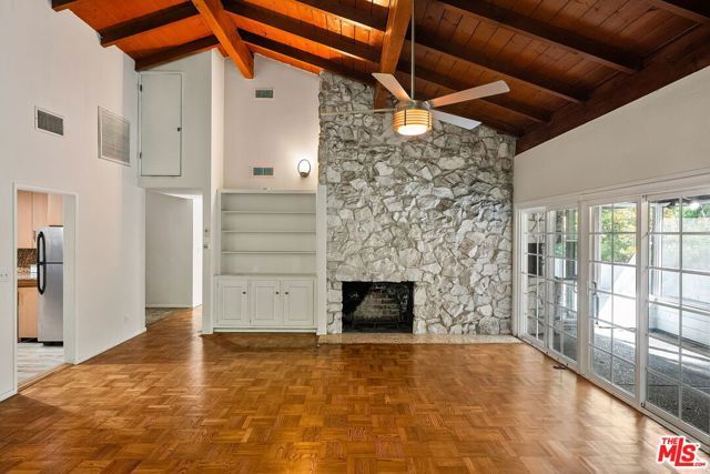 2068 N Beverly Drive, Beverly Hills, CA 90210