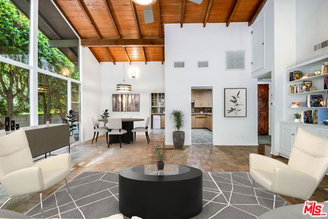 2068 N Beverly Drive, Beverly Hills, CA 90210