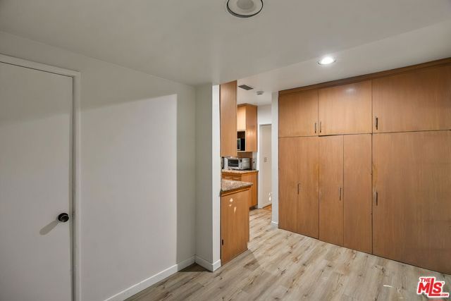 2068 N Beverly Drive, Beverly Hills, CA 90210