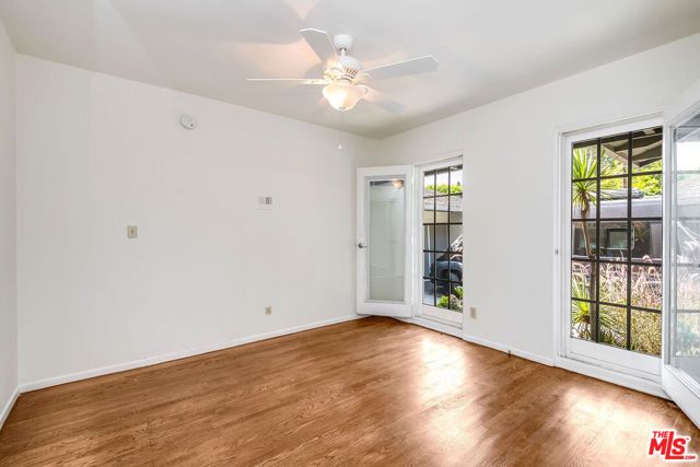 2068 N Beverly Drive, Beverly Hills, CA 90210