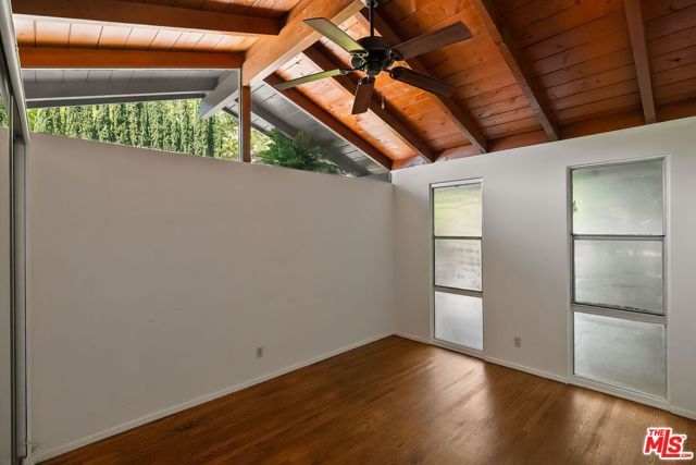 2068 N Beverly Drive, Beverly Hills, CA 90210