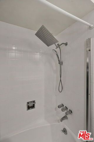 2068 N Beverly Drive, Beverly Hills, CA 90210