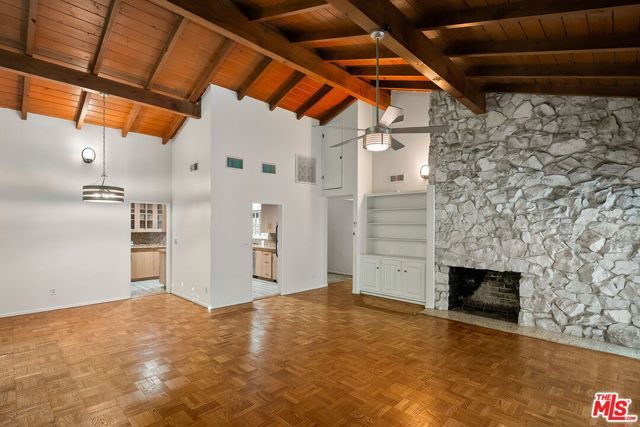 2068 N Beverly Drive, Beverly Hills, CA 90210