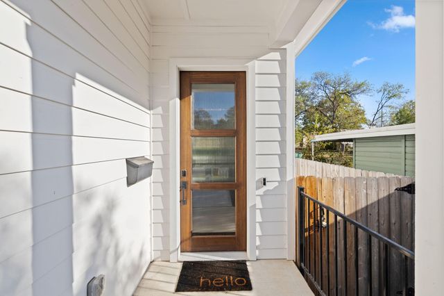 2005 Winsted LN B, Austin, TX 78703