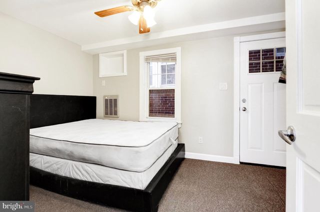 208 E MAPLE AVE, Wildwood, NJ 08260