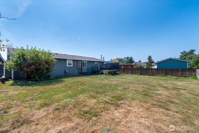 6607 69th Street NE, Marysville, WA 98270