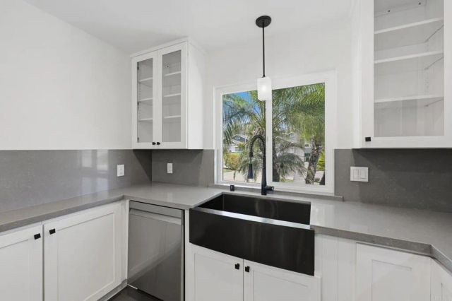 1999 E Pointe Avenue, Carlsbad, CA 92008