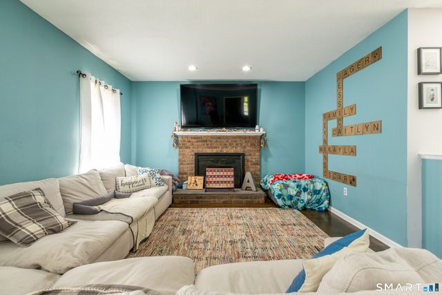 131 Ashley Road, Bristol, CT 06010