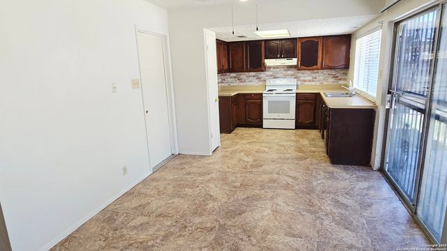 3043 Timber View, San Antonio, TX 78251
