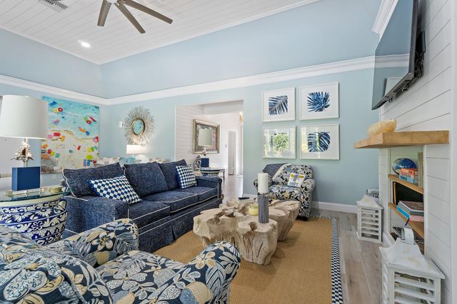 9906 SE Mahogany Way, Jupiter, FL 33469