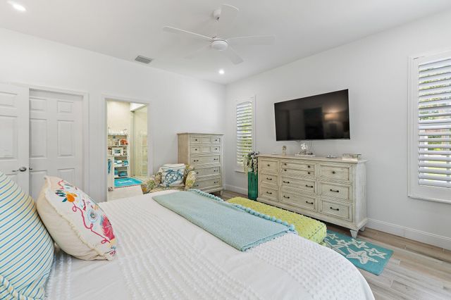 9906 SE Mahogany Way, Jupiter, FL 33469