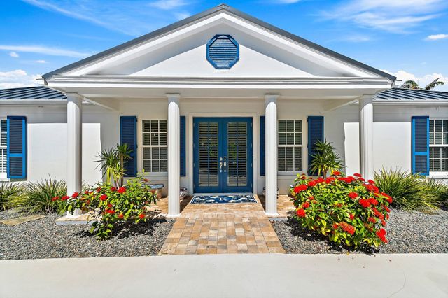 9906 SE Mahogany Way, Jupiter, FL 33469