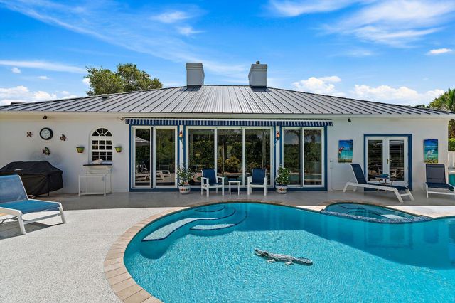 9906 SE Mahogany Way, Jupiter, FL 33469