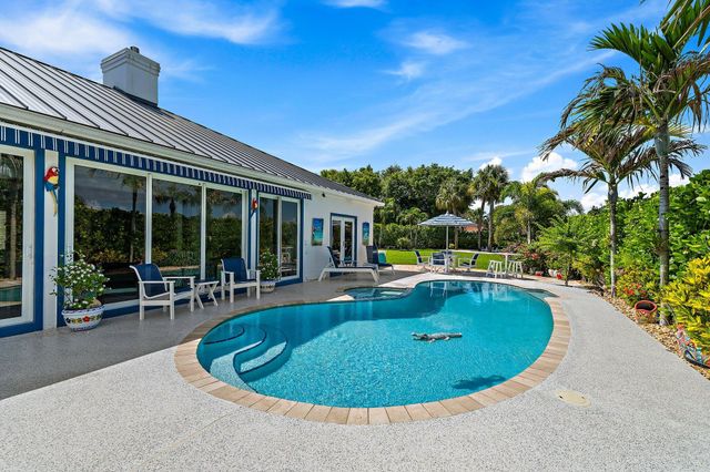 9906 SE Mahogany Way, Jupiter, FL 33469