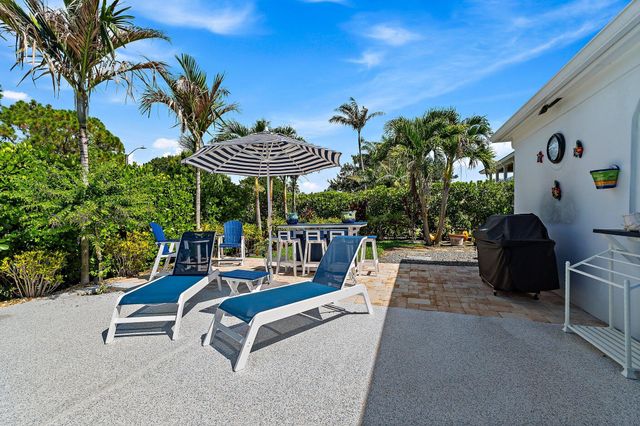 9906 SE Mahogany Way, Jupiter, FL 33469