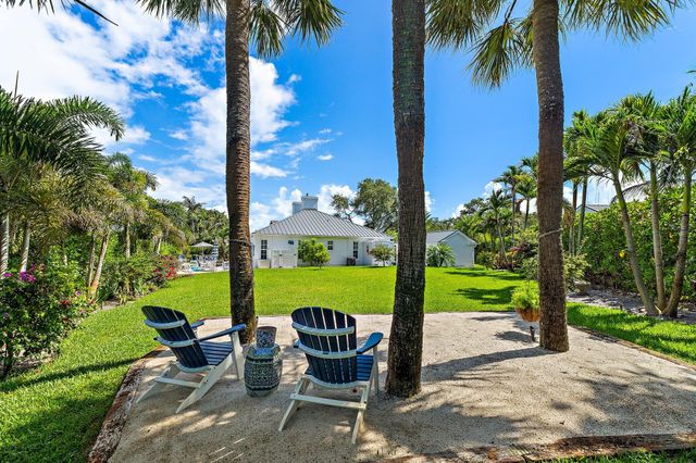9906 SE Mahogany Way, Jupiter, FL 33469