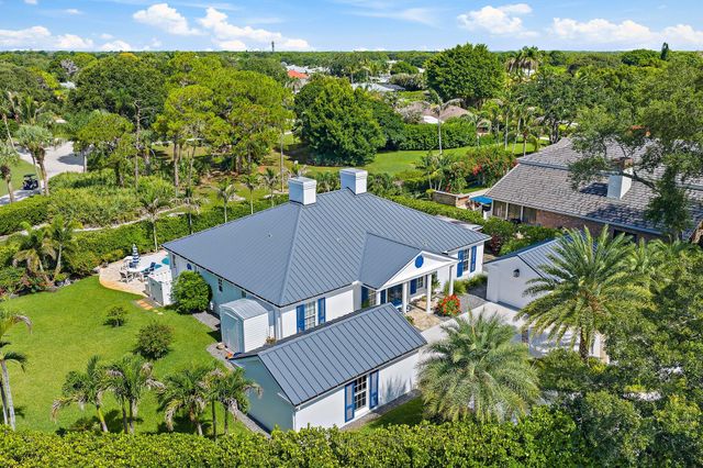 9906 SE Mahogany Way, Jupiter, FL 33469