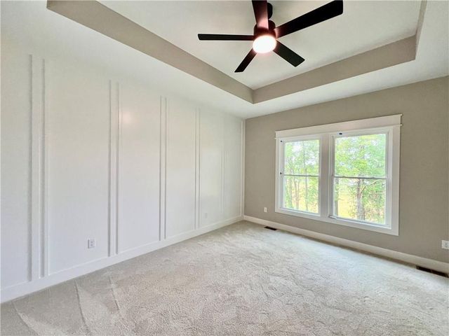 528 Skyview Lane, Liberty, MO 64068