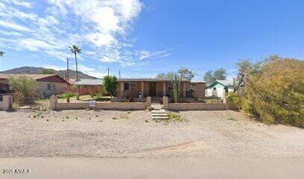 1245 N THOMPSON Avenue, Ajo, AZ 85321