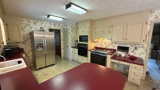 107 Lakewood Drive, Warner Robins, GA 31088