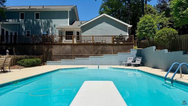 107 Lakewood Drive, Warner Robins, GA 31088