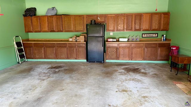107 Lakewood Drive, Warner Robins, GA 31088