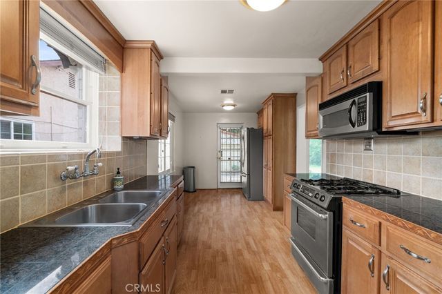 839 W Edgemont, San Bernardino, CA 92405