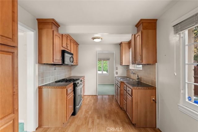 839 W Edgemont, San Bernardino, CA 92405