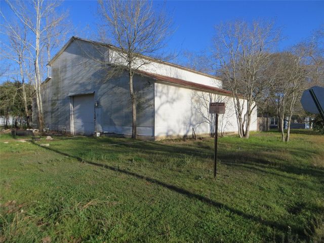 616 Burford, Garwood, TX 77442