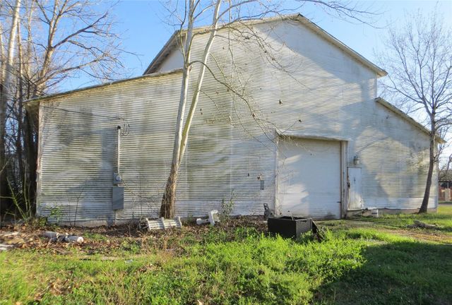 616 Burford, Garwood, TX 77442