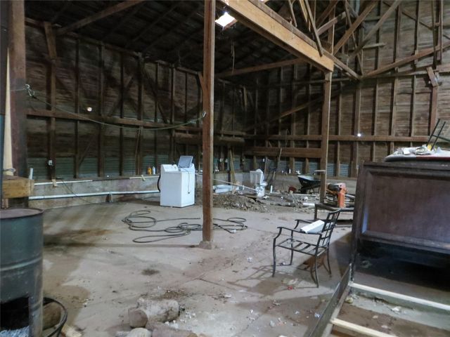 616 Burford, Garwood, TX 77442