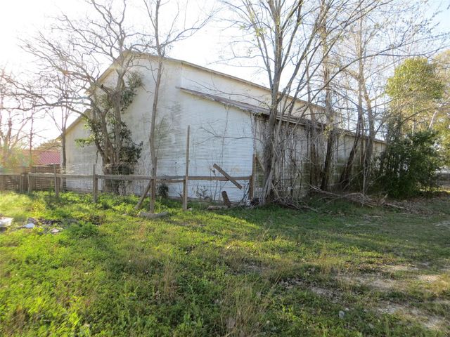 616 Burford, Garwood, TX 77442