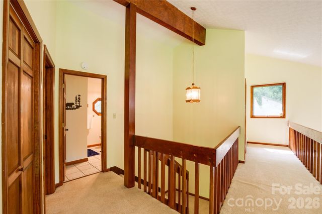300 Buck Drive, Hot Springs, NC 28743