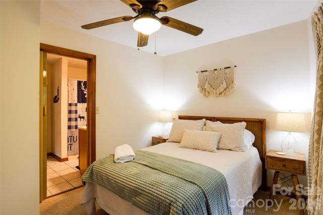 300 Buck Drive, Hot Springs, NC 28743