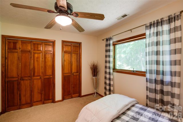 300 Buck Drive, Hot Springs, NC 28743