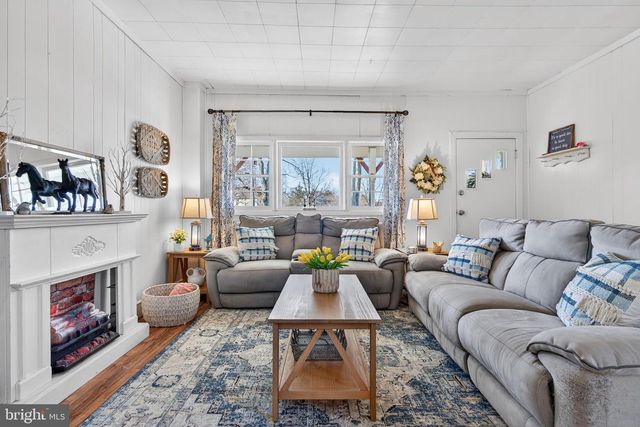 1006 CHESTNUT AVE, Laurel Springs, NJ 08021