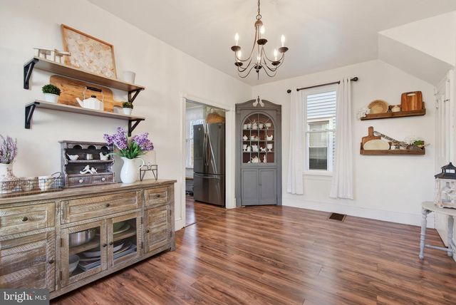 1006 CHESTNUT AVE, Laurel Springs, NJ 08021