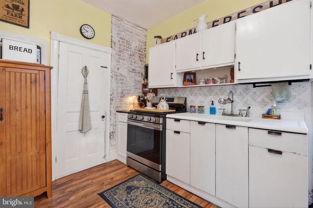 1006 CHESTNUT AVE, Laurel Springs, NJ 08021