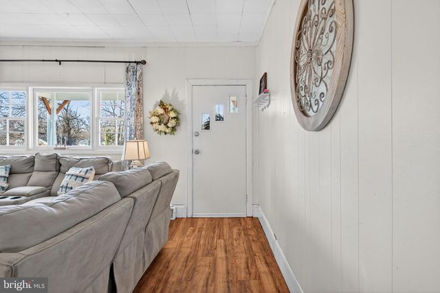 1006 CHESTNUT AVE, Laurel Springs, NJ 08021