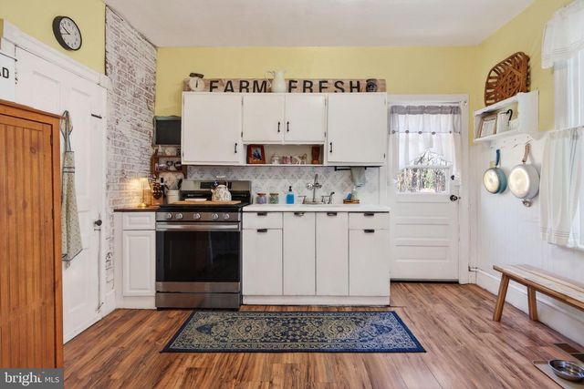 1006 CHESTNUT AVE, Laurel Springs, NJ 08021