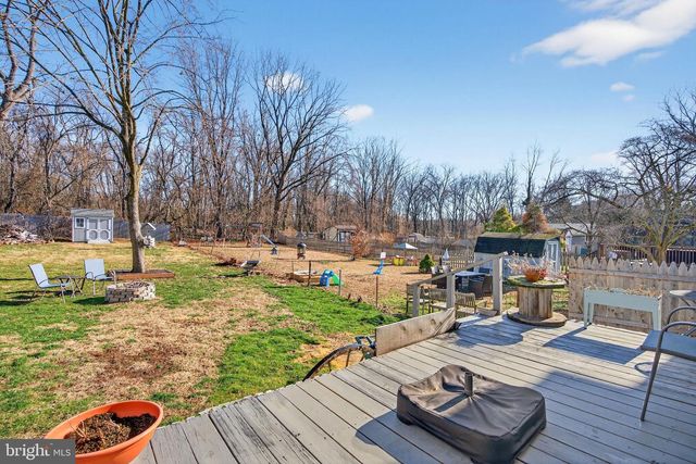 1006 CHESTNUT AVE, Laurel Springs, NJ 08021